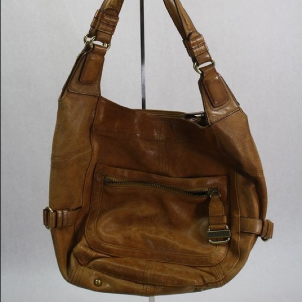 ✂️final price cut✂️Tignanello Tan Handbag!